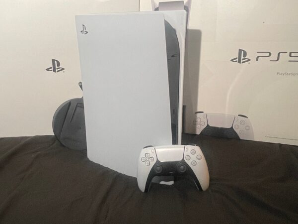 Playstation 5 (PS5) Disc Console 1K73